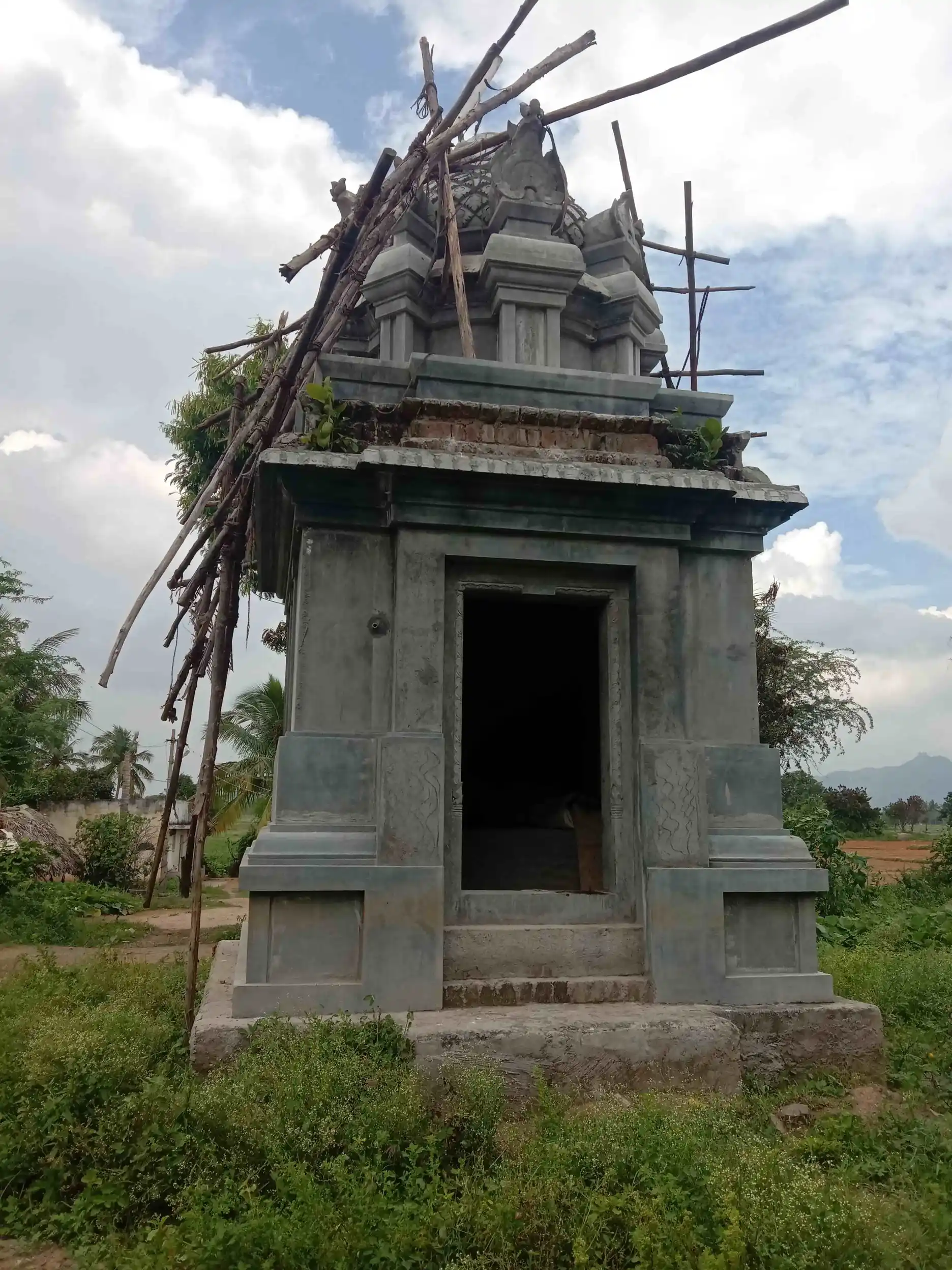 Arulmigu Ammachar Temple, Beemanandal Pudur - 606704 அருள்மிகு அம்மச்சார் திருக்கோயில், Beemanandal Pudur - 606704, Tiruvannamalai - Ancient Temple Architecture and History Image 3
