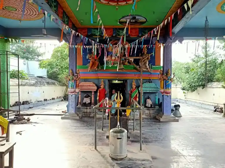 Arulmigu Ammachar Temple, Perichaanur, Perichaanur - 605755 அருள்மிகு அம்மச்சார் திருக்கோயில், Perichaanur, Perichaanur - 605755, Viluppuram - Ancient Temple Architecture and History Image 3