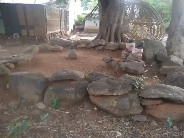 Arulmigu Ammachar Vagaiyara, Valiyapakkam - 606753 அருள்மிகு அம்மச்சார் வகையறா திருக்கோயில், Valiyapakkam - 606753, Tiruvannamalai - Ancient Temple Architecture and History Image 6