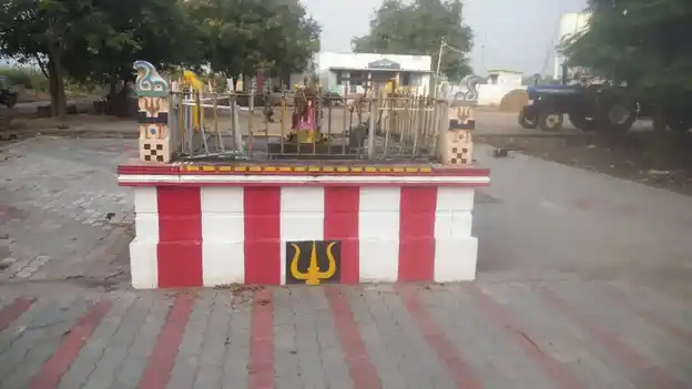 Arulmigu Ammachiar Temple, Vairavanatham - 625402 அருள்மிகு அம்மச்சியார் திருக்கோயில், Vairavanatham - 625402, Madurai - Ancient Temple Architecture and History Image 4