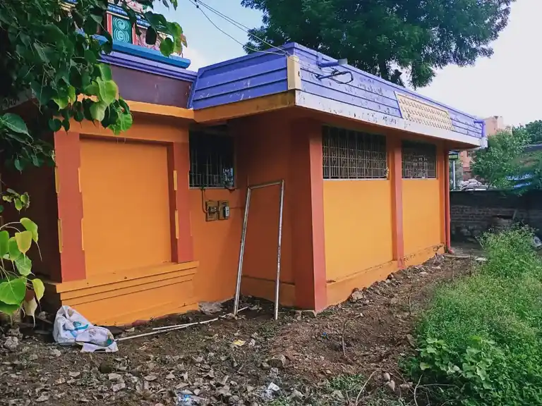 Arulmigu Ammachiaramman Temple, Erichanatham, Erichanatham - 626103 அருள்மிகு அம்மச்சியார் திருக்கோயில், எரிச்சநத்தம், எரிச்சநத்தம் - 626103, Virudhunagar - Ancient Temple Architecture and History Image 3