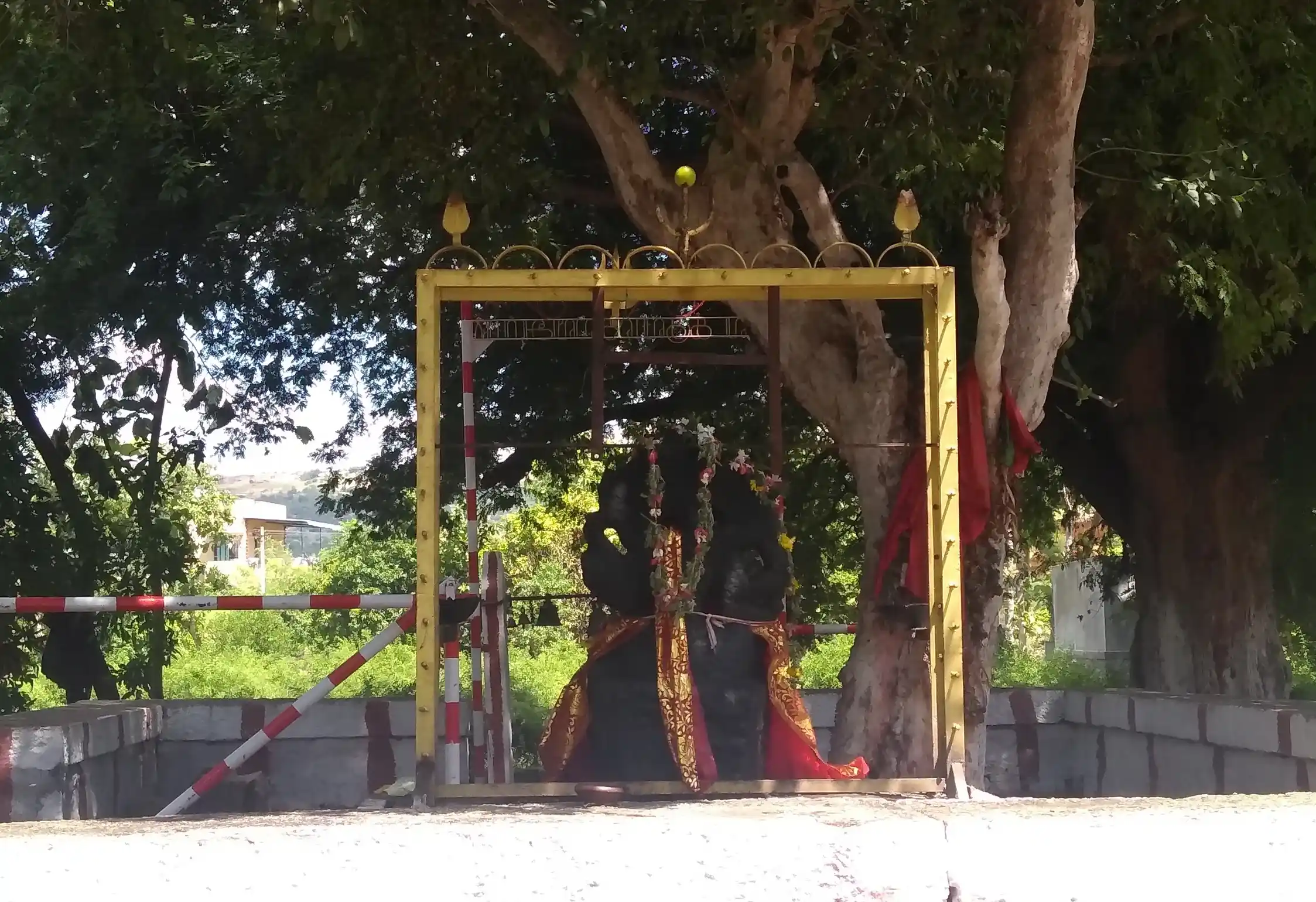 Arulmigu Ammachiyar Temple, K.Puliankulam - 625514 அருள்மிகு அம்மச்சியார் திருக்கோயில், K.Puliankulam - 625514, Madurai - Ancient Temple Architecture and History Image 7