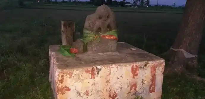 Arulmigu Ammaciyar Temple, Alagusirai - 625704 அருள்மிகு அம்மச்சியார் திருக்கோயில், Alagusirai - 625704, Madurai - Ancient Temple Architecture and History Image 3