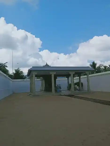 Arulmigu Ammaiyappeeswarar Temple, Veerakoil, A.K.Padavedu - 606905 அருள்மிகு அம்மையப்பேஸ்வரர் திருக்கோயில், வீரகோயில், அ.கோ.படவேடு - 606905, Tiruvannamalai - Ancient Temple Architecture and History Image 2