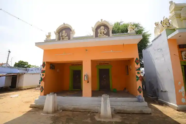 Arulmigu Amman @ Muppidathiamman Temple, Karunkadu - 627108 அருள்மிகு அம்மன் என்ற முப்பிடாதியம்மன் திருக்கோயில், Karunkadu - 627108, Tirunelveli - Ancient Temple Architecture and History Image 5