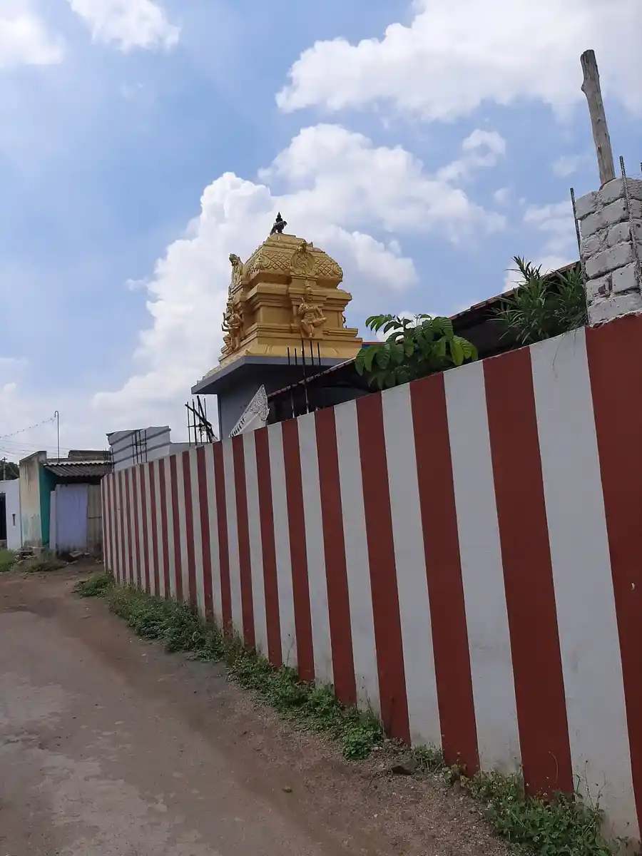Arulmigu Amman Temple, Kurumbapalayam, Neelambur - 641062 அருள்மிகு அம்மன் திருக்கோயில், குரும்பபாளையம், நீலம்பூர் - 641062, Coimbatore - Ancient Temple Architecture and History Image 3