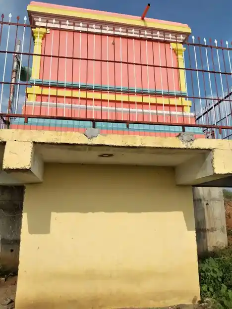 Arulmigu Amman Temple, Othaalangulam - 625017 அம்மன் கோயில், Othaalangulam - 625017, Madurai - Ancient Temple Architecture and History Image 2