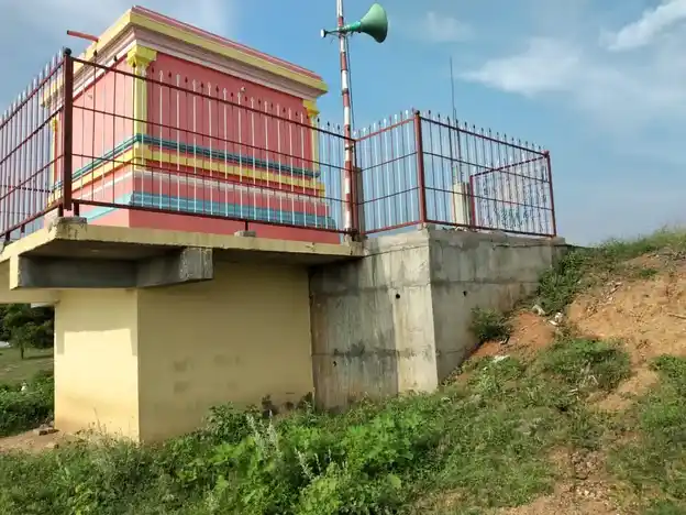 Arulmigu Amman Temple, Othaalangulam - 625017 அம்மன் கோயில், Othaalangulam - 625017, Madurai - Ancient Temple Architecture and History Image 3