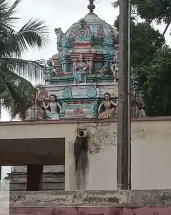 Arulmigu Amman Temple, Velampatti - 630204 அருள்மிகு அம்மன் திருக்கோயில், Velampatti - 630204, Sivagangai - Ancient Temple Architecture and History Image 3