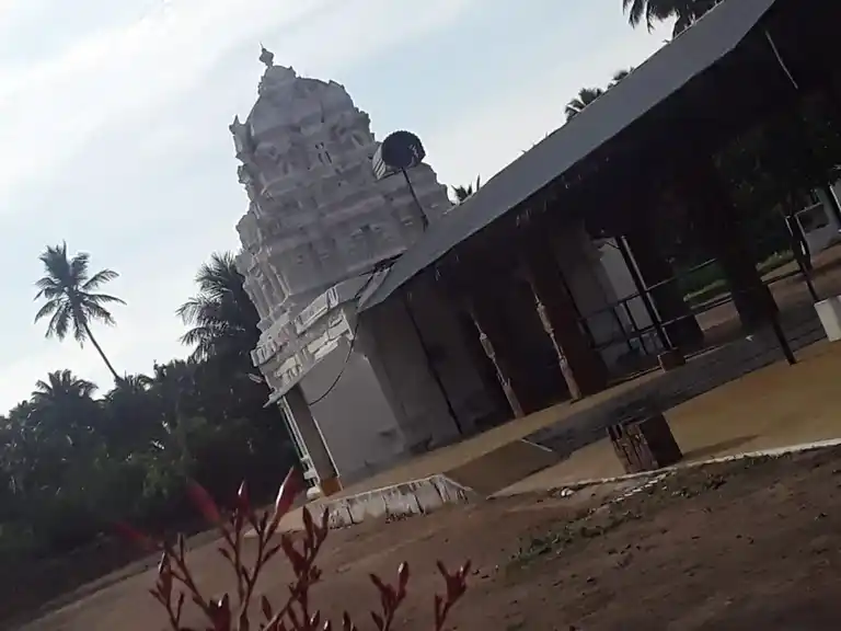 Arulmigu Ammaneeswarar Temple, Avalappampatti - 642120