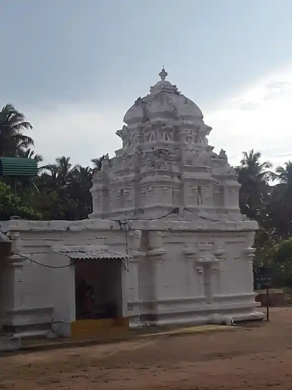 Arulmigu Ammaneeswarar Temple, Avalappampatti - 642120 அருள்மிகு அம்மணீஸ்வரசுவாமி திருக்கோயில், Avalappampatti - 642120, Coimbatore - Ancient Temple Architecture and History Image 3