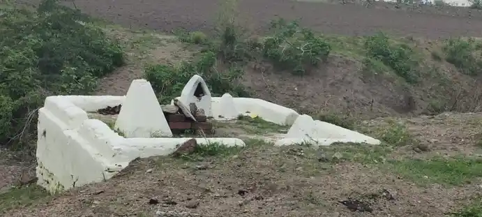 Arulmigu Ammatchiar Temple, Valampatti - 628720 அருள்மிகு அம்மச்சியார் அம்மன் திருக்கோயில், Valampatti - 628720, Thoothukudi - Ancient Temple Architecture and History Image 2