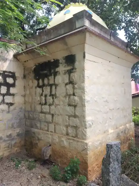 Arulmigu Ammatchiyar And Bairavar Temple, Parapathi - 625022 Temple