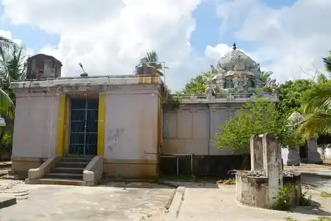 Arulmigu Amrthakadeswarar Temple, Nangur - 609106 அ/மி.அமிர்தகடேஸ்வரர் திருக்கோயில், Nangur - 609106, Mayiladuthurai - Ancient Temple Architecture and History Image 2