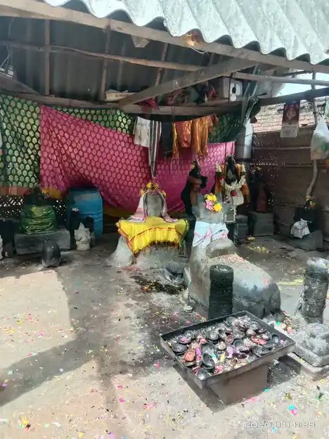 Arulmigu Anandha Nadha Swamy Temple, Sirugudi - 624402 அருள்மிகு ஆனந்த நாதசுவாமி திருக்கோவில், Sirugudi - 624402, Dindigul - Ancient Temple Architecture and History Image 2