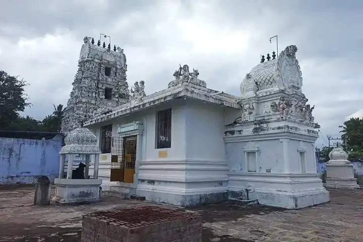 Arulmigu Anandhavalli Sundareswarar Temple, Vettuvanam - 635809 அருள்மிகு ஆனந்தவல்லி,சுந்தரேஸ்வரர் திருக்கோயில், வெட்டுவானம் - 635809, Vellore - Ancient Temple Architecture and History Image 5