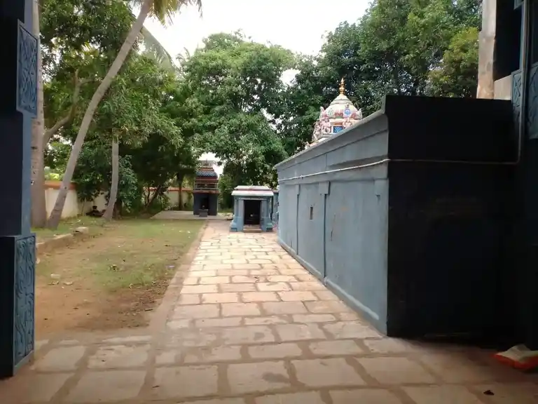 Arulmigu Ananthaeswarar Temple, Perperiyankuppam - 607805 அருள்மிகு அனந்தீஸ்வரர் திருக்கோயில், பேர்பெரியான்குப்பம் - 607805, Cuddalore - Ancient Temple Architecture and History Image 3