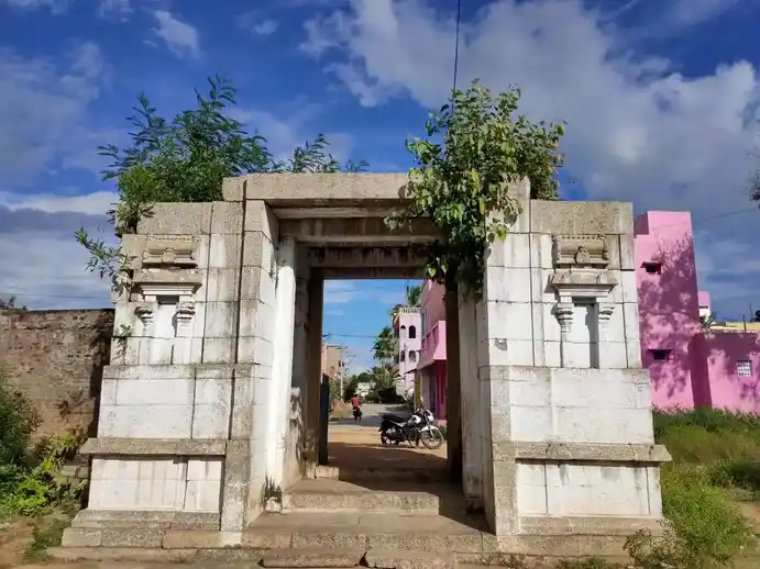 Arulmigu Ananthapadmanabaswami Temple, Ponnai - 632514 அருள்மிகு அனந்தபத்மநாபசுவாமி திருக்கோயில், பொன்னை - 632514, Vellore - Ancient Temple Architecture and History Image 2