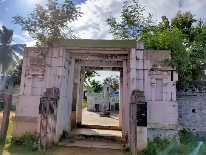 Arulmigu Ananthapadmanabaswami Temple, Ponnai - 632514 அருள்மிகு அனந்தபத்மநாபசுவாமி திருக்கோயில், பொன்னை - 632514, Vellore - Ancient Temple Architecture and History Image 3