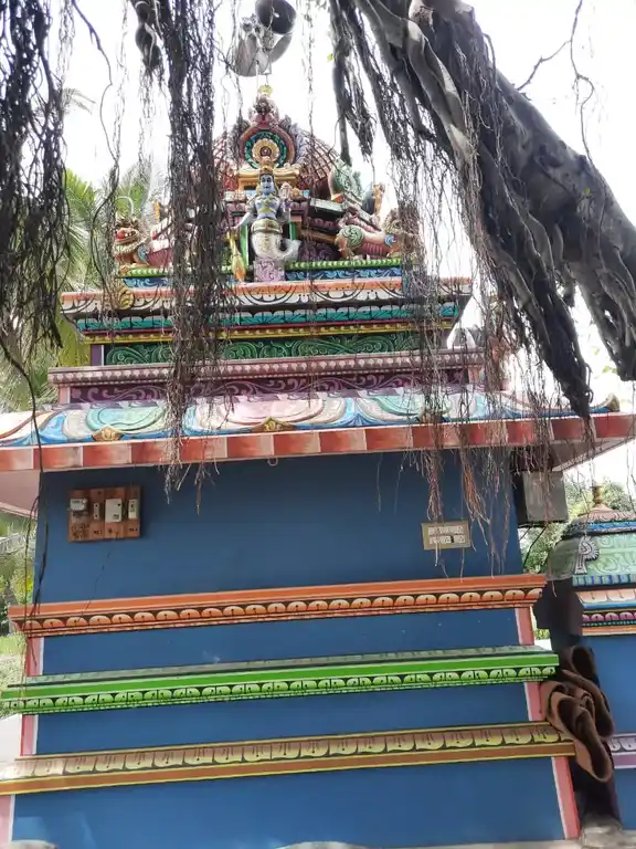 Arulmigu Anchineyaswamy Temple, Mallupatti - 636805 அருள்மிகு ஆஞ்சநேயசாமி திருக்கோயில், Mallupatti - 636805, Dharmapuri - Ancient Temple Architecture and History Image 2