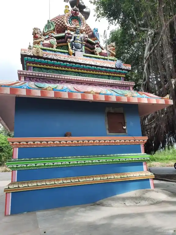 Arulmigu Anchineyaswamy Temple, Mallupatti - 636805 அருள்மிகு ஆஞ்சநேயசாமி திருக்கோயில், Mallupatti - 636805, Dharmapuri - Ancient Temple Architecture and History Image 4