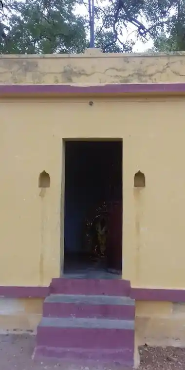 Arulmigu Andammai Selvi Temple, Out Side Of The Village, Keela Vayali - 627753 அருள்மிகு ஆண்டம்மை செல்வி அம்மன் திருக்கோயில், Out Side Of The Village, Keela Vayali - 627753, Tenkasi - Ancient Temple Architecture and History Image 4