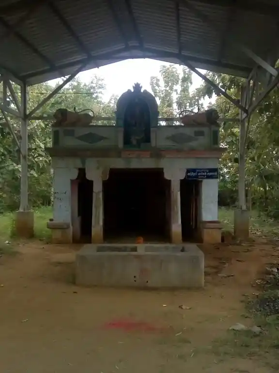Arulmigu Anderiamman Temple, Near Water Tank, Agoor - 631209