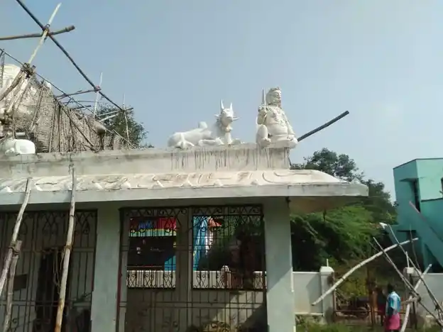 Arulmigu Andi Alazhu Karuppasamy Templetemple, Chennagarampatti - 625105 ஆண்டி, அழகு, கருப்புசாமி, தொட்டிச்சியம்மன் திருக்கோயில், Chennagarampatti - 625105, Madurai - Ancient Temple Architecture and History Image 8