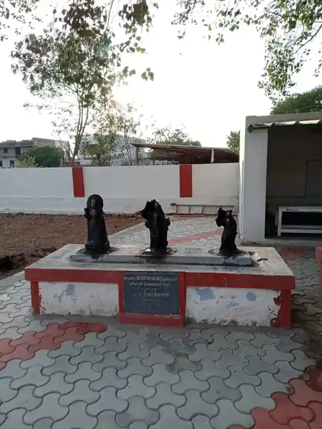 Arulmigu Angaalamman Temple, Near Eb Office, Palani - 624617 அருள்மிகு அங்காளம்மன் திருக்கோயில், நீயர் ஈபீ ஆபீஸ், பழனி - 624617, Dindigul - Ancient Temple Architecture and History Image 3