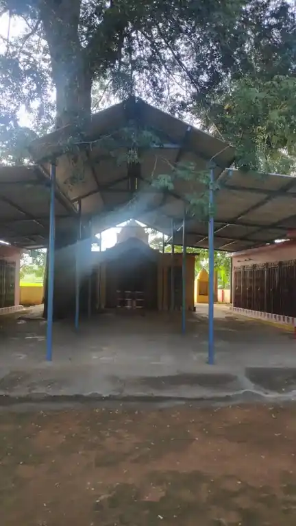 Arulmigu Angala Eswari Temple, Melakoodalur - 625518 அருள்மிகு அங்காள ஈஸ்வரி திருக்கோயில், Melakoodalur - 625518, Theni - Ancient Temple Architecture and History Image 3