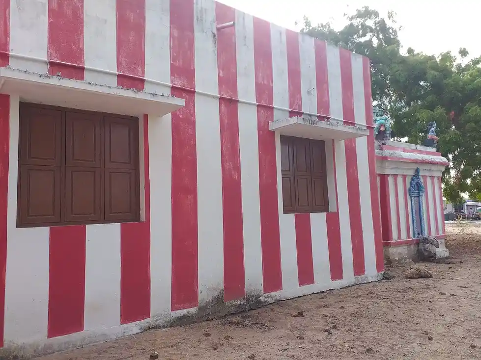 Arulmigu Angala Parameshwariamman Temple, Kulasekarapattanam - 628206 அருள்மிகு அங்காளபரமேஸ்வரியம்மன் திருக்கோயில்,  - 628206, Thoothukudi - Ancient Temple Architecture and History Image 2