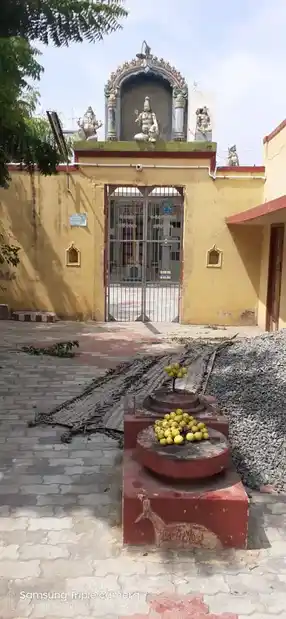 Arulmigu Angala Parameswari Amman Temple, Emaneshwaram - 623707 Arulmigu Angala Parameswari Amman Temple, Emaneshwaram - 623707, Ramanathapuram - Ancient Temple Architecture and History Image 2