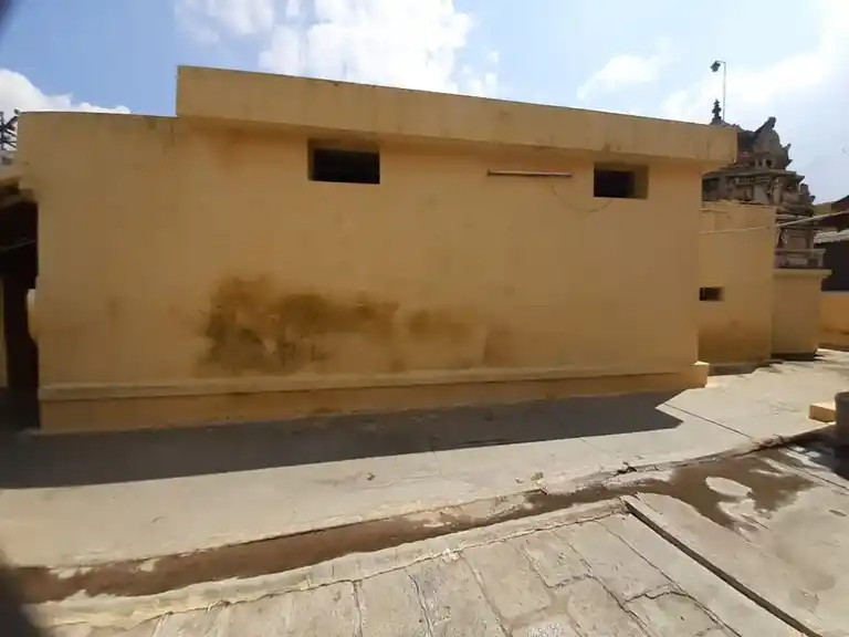 Arulmigu Angalaamman Temple, Dharapuram - 638656 அருள்மிகு அங்காளம்மன் திருக்கோயில், தாராபுரம் - 638656, Tiruppur - Ancient Temple Architecture and History Image 3