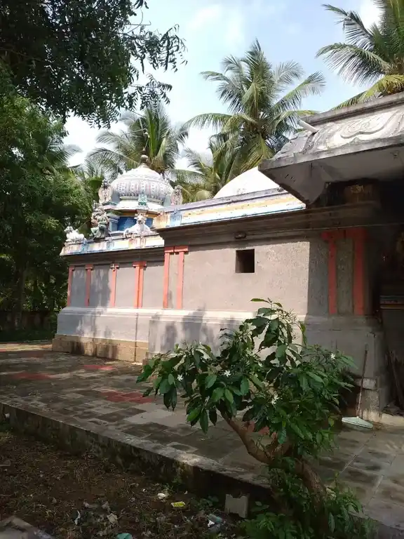 Arulmigu Angalaman Temple, Chozhampattai - 609003 அருள்மிகு அங்காளம்மன் ஆலயம், மயிலாடுதுறை - 609003, Mayiladuthurai - Ancient Temple Architecture and History Image 2