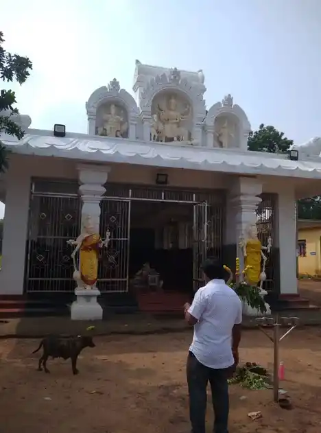 Arulmigu Angalamman Temple, End Of The Village, Erumaivettipalayam - 600067 Arulmigu Angalamman Temple, End Of The Village, Erumaivettipalayam - 600067, Tiruvallur - Ancient Temple Architecture and History Image 4