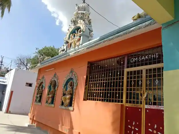 Arulmigu Angalamman Temple, Kuppamroad, Palayapettai - 635002 அருள்மிகு அங்காளம்மன் திருக்கோயில், Kuppamroad, Palayapettai - 635002, Krishnagiri - Ancient Temple Architecture and History Image 2