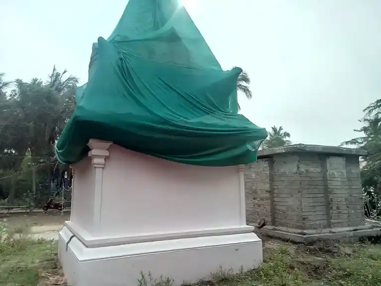 Arulmigu Angalamman Temple, Manamelkudi - 614620 அருள்மிகு அங்காளம்மன் திருக்கோயில், Manamelkudi - 614620, Pudukkottai - Ancient Temple Architecture and History Image 7