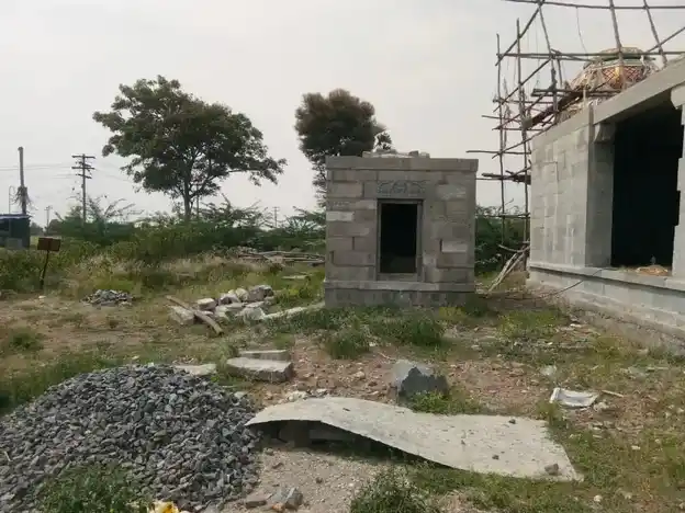 Arulmigu Angalamman Temple, Manparai - 621010 Arulmigu Angalamman Temple, Manparai - 621010, Thiruchirappalli - Ancient Temple Architecture and History Image 4