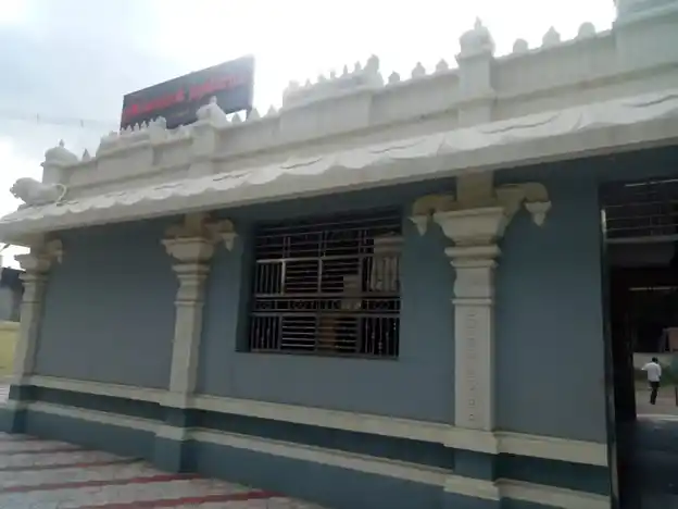 Arulmigu Angalamman Temple, Muthunaickenpatty Main Road, Omalur - 636455 அருள்மிகு அங்காளம்மன் திருக்கோயில், முத்துநாய்க்கன்பட்டி மெயின் ரோடு, ஓமலூர் - 636455, Salem - Ancient Temple Architecture and History Image 2