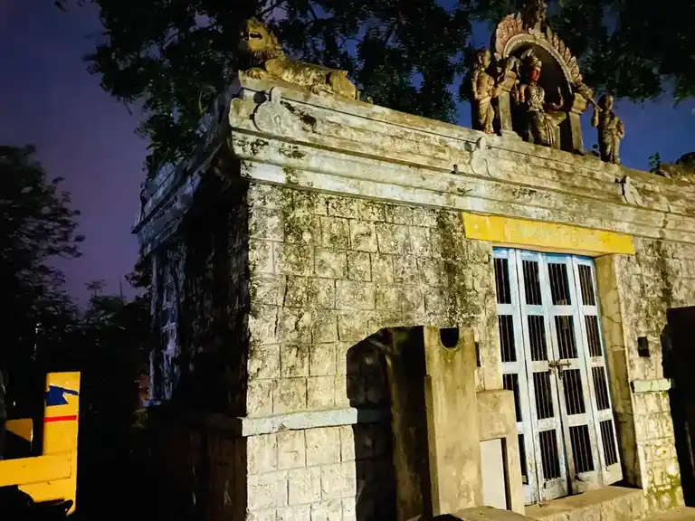 Arulmigu Angalamman Temple, Near Company, Kattupalli - 601103 அருள்மிகு அங்காளம்மன் திருக்கோயில், Near Company, Kattupalli - 601103, Tiruvallur - Ancient Temple Architecture and History Image 4