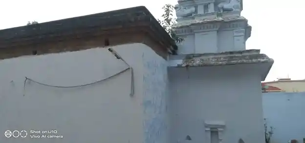 Arulmigu Angalamman Temple, Near Govt. High School, Kaveripatnam - 635112 அருள்மிகு அங்காளம்மன் திருக்கோயில், பன்னீர் செல்வம் தெரு, காவேரிபட்டணம் - 635112, Krishnagiri - Ancient Temple Architecture and History Image 8