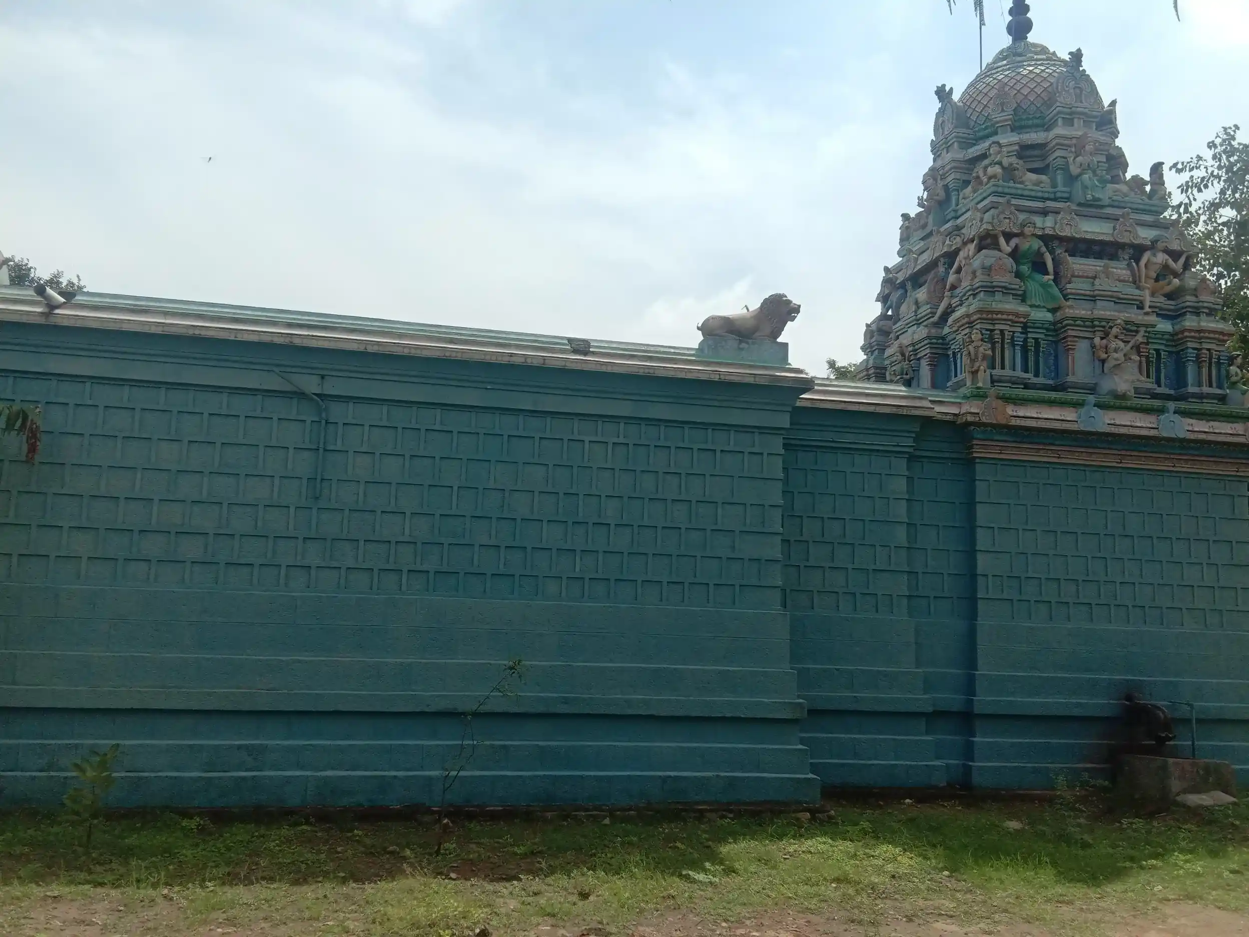 Arulmigu Angalamman Temple, Othakkalmandapam, Coimbatore - 641032 அருள்மிகு அங்காளம்மன் திருக்கோயில், ஒத்தக்கால்மண்டபம், Coimbatore - 641032, Coimbatore - Ancient Temple Architecture and History Image 2