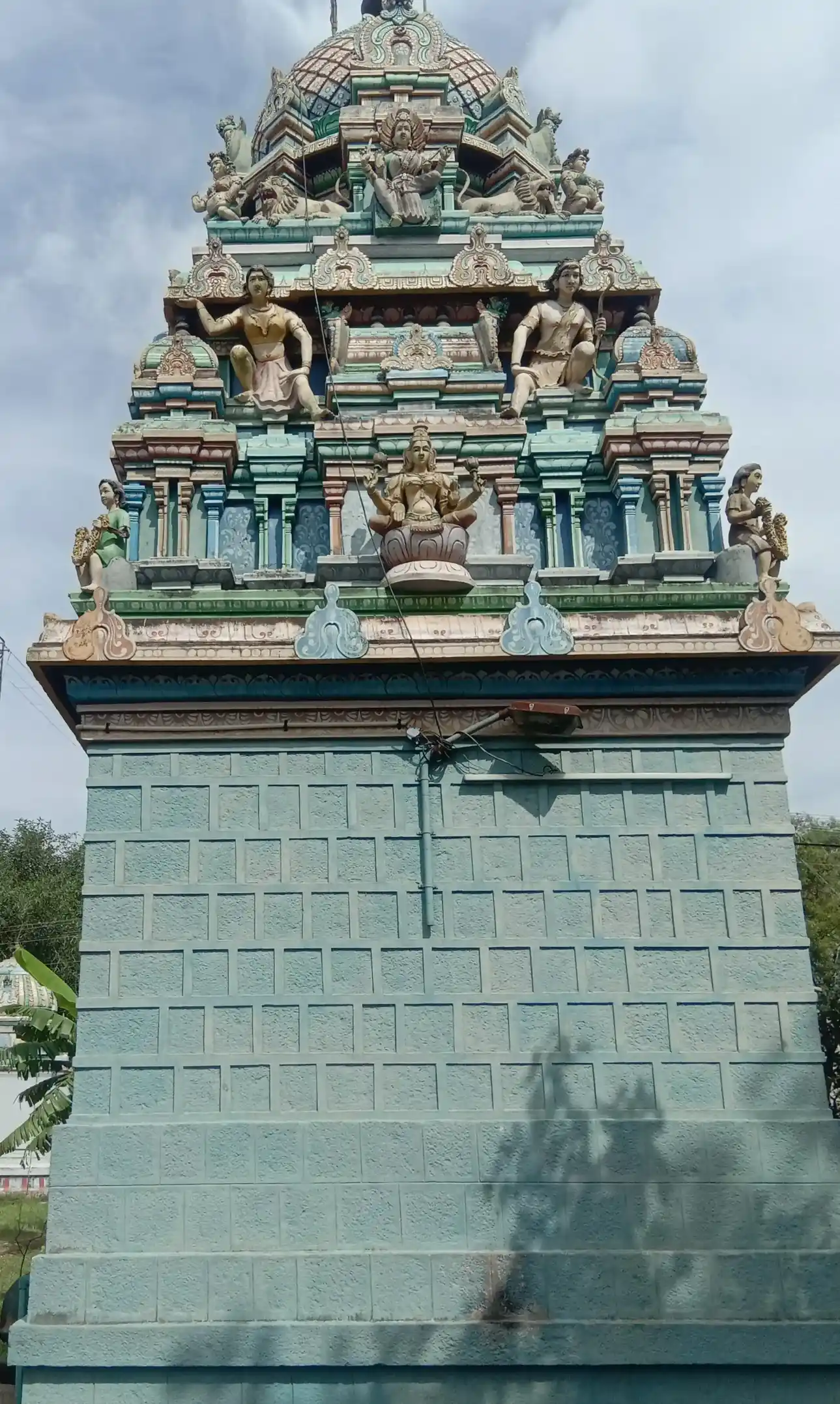Arulmigu Angalamman Temple, Othakkalmandapam, Coimbatore - 641032 அருள்மிகு அங்காளம்மன் திருக்கோயில், ஒத்தக்கால்மண்டபம், Coimbatore - 641032, Coimbatore - Ancient Temple Architecture and History Image 3