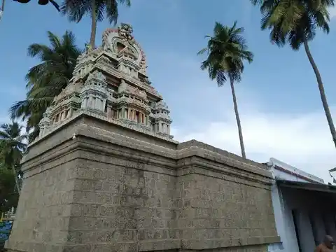 Arulmigu Angalamman Temple, Pariyur, Gobichettipalayam - 638476 அருள்மிகு அங்காளம்மன் திருக்கோயில், பாரியூர் பேருந்து நிறுத்தம் அருகில், Gobichettipalayam - 638476, Erode - Ancient Temple Architecture and History Image 2