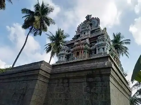Arulmigu Angalamman Temple, Pariyur, Gobichettipalayam - 638476 அருள்மிகு அங்காளம்மன் திருக்கோயில், பாரியூர் பேருந்து நிறுத்தம் அருகில், Gobichettipalayam - 638476, Erode - Ancient Temple Architecture and History Image 3