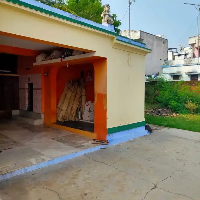 Arulmigu Angalamman Temple, Pathamadai - 627453 அருள்மிகு அங்காளம்மன் திருக்கோயில், பத்தமடை - 627453, Tirunelveli - Ancient Temple Architecture and History Image 3