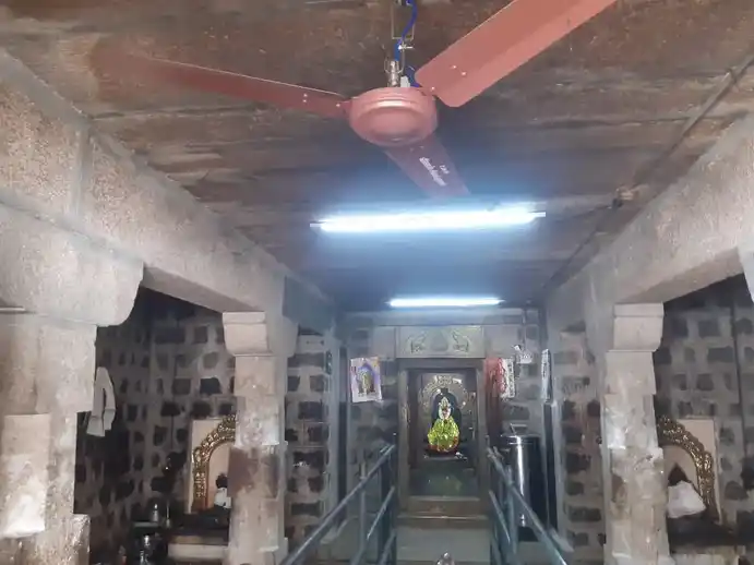 Arulmigu Angalamman Temple, Puduppai, Puduppai - 638111