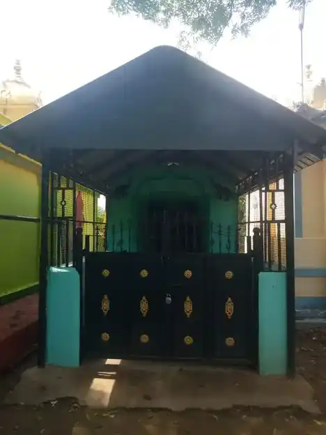 Arulmigu Angalamman Temple, Reddiampadi - 624621