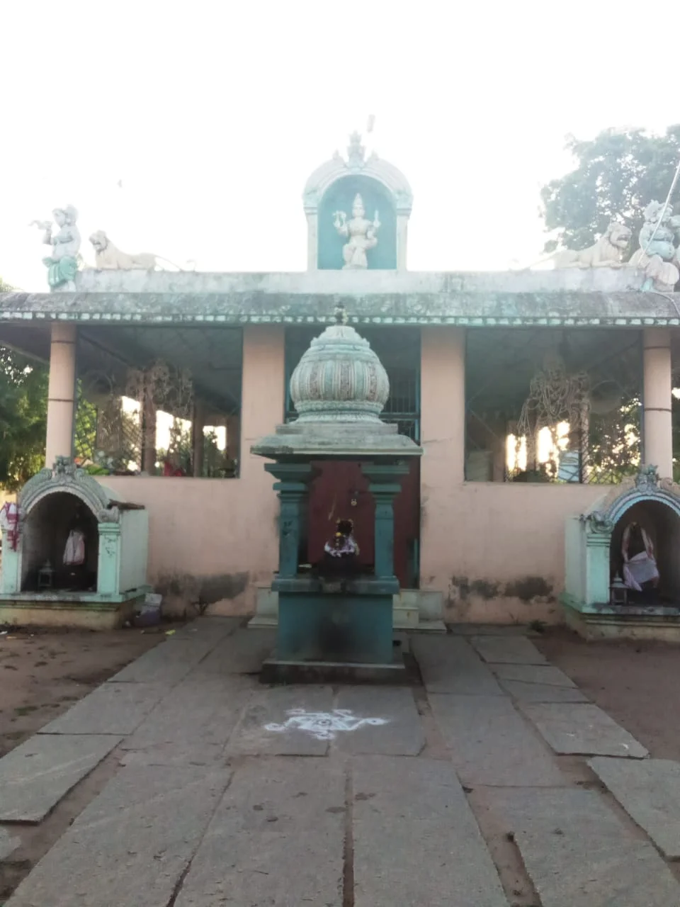 அருள்மிகு அங்காளம்மன் திருக்கோயில், Saliamangalam - 614205 - Main View