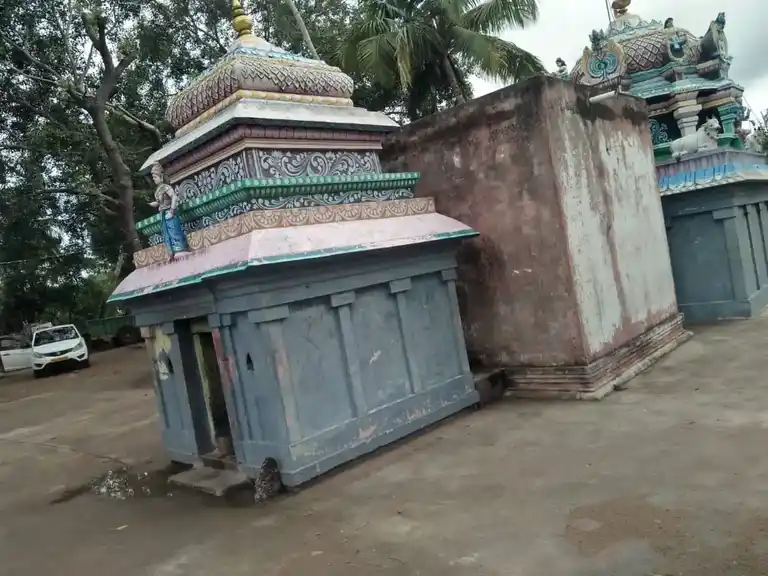 Arulmigu Angalamman Temple, Thalavay - 621730 Arulmigu Angalamman Temple, Thalavay - 621730, Ariyalur - Ancient Temple Architecture and History Image 2